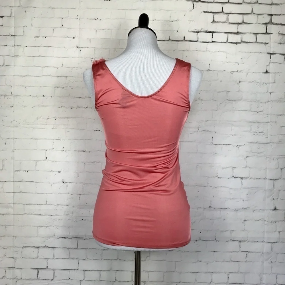 𝅺RUE 21 Top - Picture 4 of 7